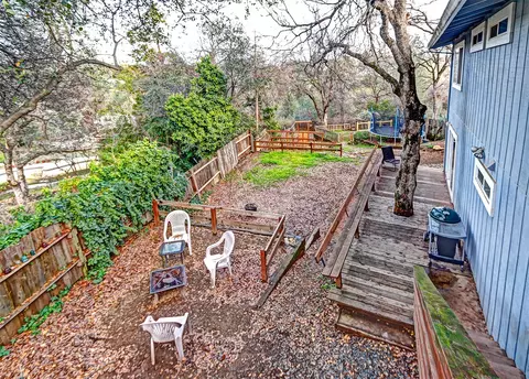 715 Cascade Ct, Redding, CA 96001 photo 28