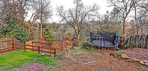 715 Cascade Ct, Redding, CA 96001 photo 22