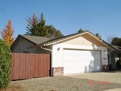2882 Amethyst Way, Redding, CA 96003 photo 4