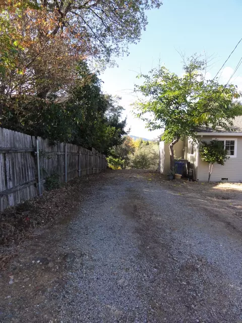 1350 Ridge Dr, Redding, CA 96001 photo 19