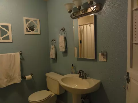 1350 Ridge Dr, Redding, CA 96001 photo 6
