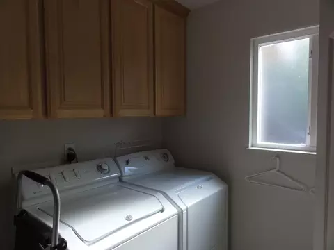 1350 Ridge Dr, Redding, CA 96001 photo 8