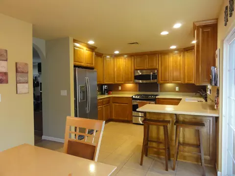 1350 Ridge Dr, Redding, CA 96001 photo 4