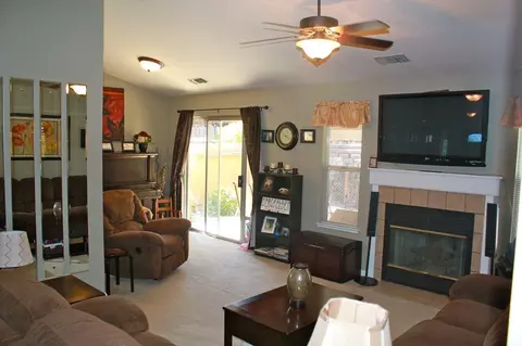 577 Alamine Dr, Redding, CA 96003 photo 10