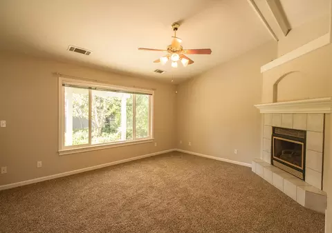 19235 Pinnacle Ct, Redding, CA 96003 photo 12