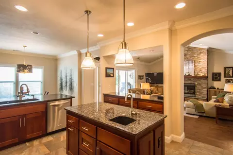 2460 Crescent Moon Ct, Redding, CA 96001 photo 7
