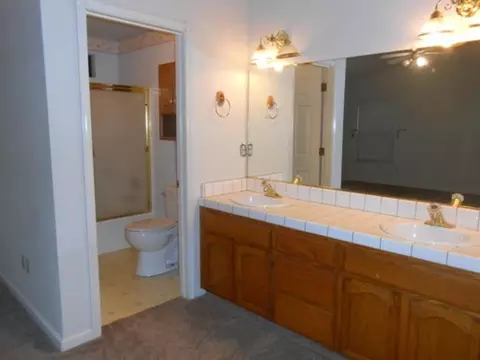 2731 Summerbreeze Pl, Redding, CA 96001 photo 11