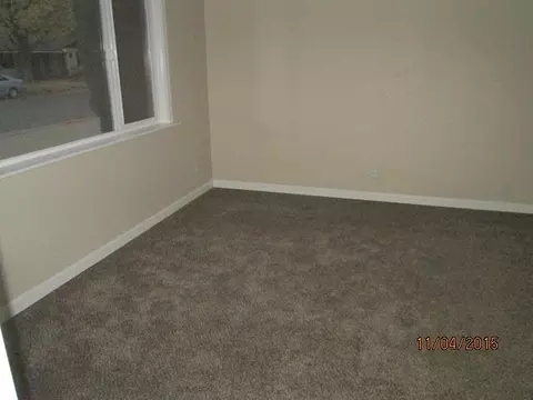 727 Coronado St, Redding, CA 96003 photo 10