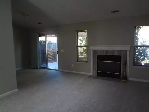 778 Fuller Ct, Redding, CA 96003 photo 2