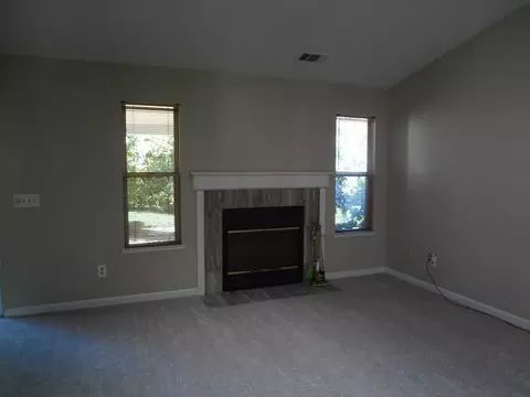 778 Fuller Ct, Redding, CA 96003 photo 3