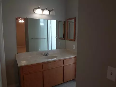778 Fuller Ct, Redding, CA 96003 photo 9