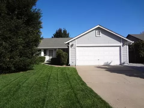 778 Fuller Ct, Redding, CA 96003 photo 1