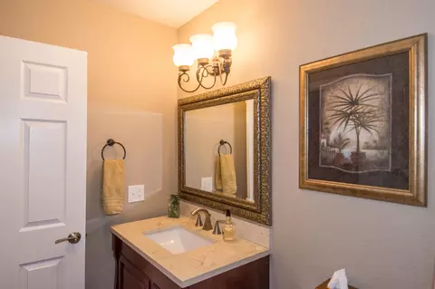 1946 Herbscenta Ln, Redding, CA 96003 photo 16
