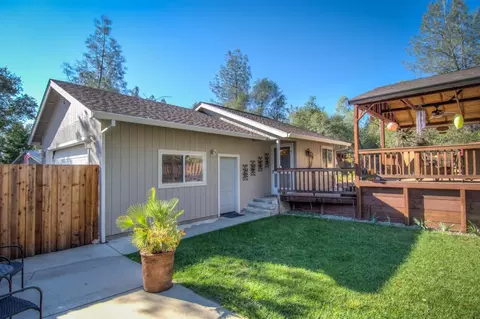 1946 Herbscenta Ln, Redding, CA 96003 photo 34
