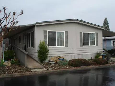 366 Lime Ct, Redding, CA 96003 photo 1