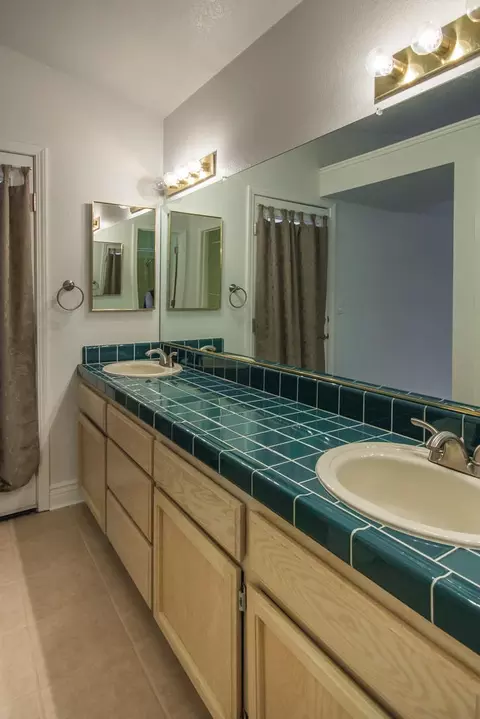 2599 Ishi Dr, Redding, CA 96002 photo 9