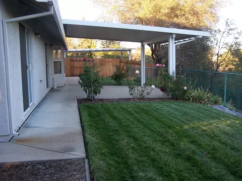 2837 Foxglove Ln, Redding, CA 96001 photo 2