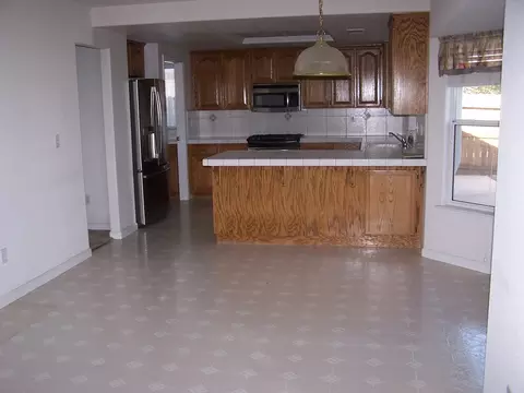2837 Foxglove Ln, Redding, CA 96001 photo 5