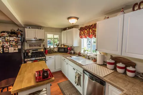 5680 Wildwood Dr, Redding, CA 96001 photo 12