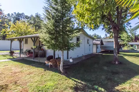 5680 Wildwood Dr, Redding, CA 96001 photo 4