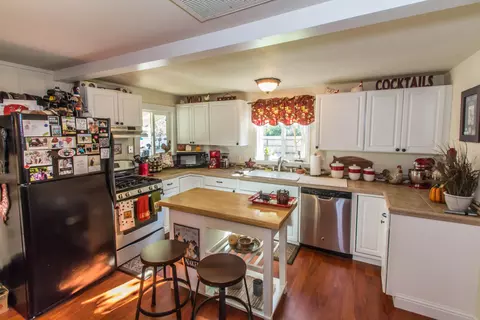 5680 Wildwood Dr, Redding, CA 96001 photo 11