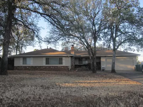 20337 Gibson Ct, Redding, CA 96002 photo 1