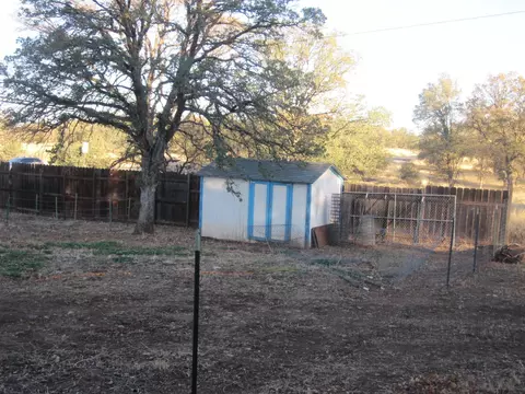20337 Gibson Ct, Redding, CA 96002 photo 16