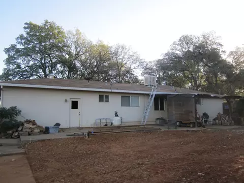 20337 Gibson Ct, Redding, CA 96002 photo 10