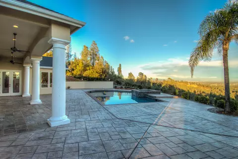 9494 Richison Ranch Rd, Redding, CA 96001 photo 4