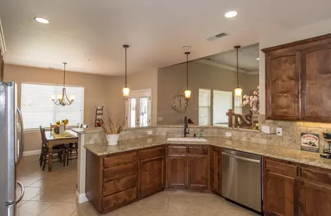 22510 Brady Ct, Red Bluff, CA 96080 photo 9