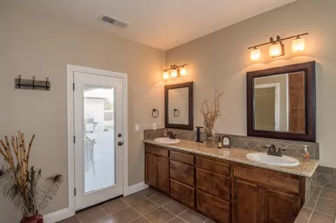22510 Brady Ct, Red Bluff, CA 96080 photo 13