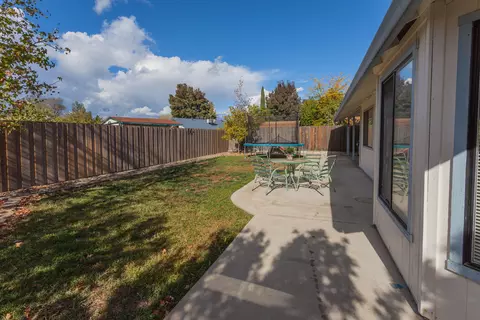 1664 Lacey Ln, Redding, CA 96003 photo 27