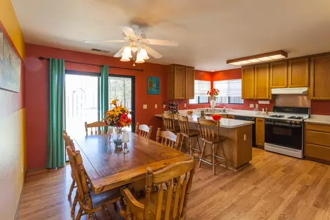 1664 Lacey Ln, Redding, CA 96003 photo 6