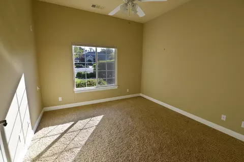 2746 Vermeer Pl, Redding, CA 96002 photo 12