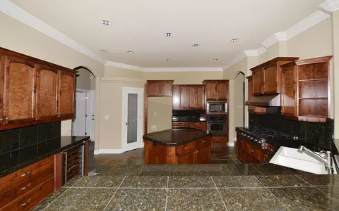 2746 Vermeer Pl, Redding, CA 96002 photo 10