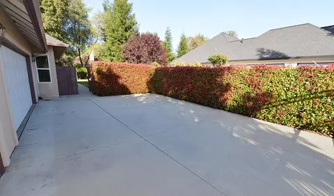 2746 Vermeer Pl, Redding, CA 96002 photo 29