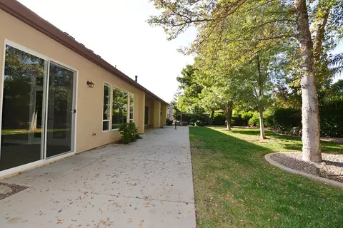 2746 Vermeer Pl, Redding, CA 96002 photo 23