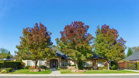 2746 Vermeer Pl, Redding, CA 96002 photo 1