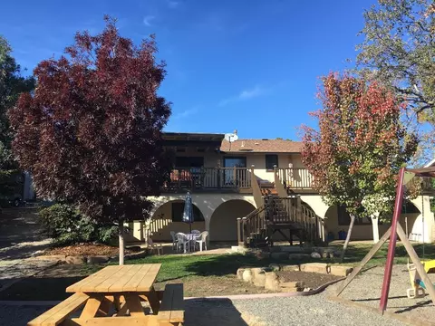 2287 Oak Ridge Dr, Redding, CA 96001 photo 3