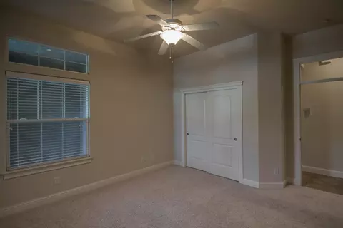 1061 Sunriver, Redding, CA 96001 photo 15