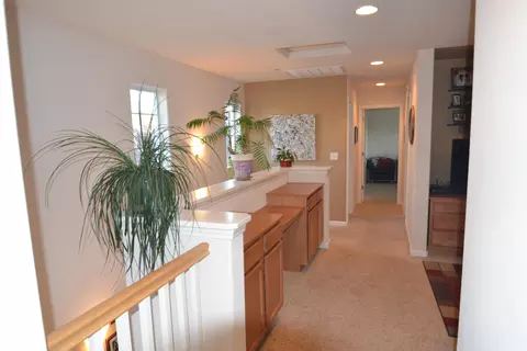 2039 Vienna, Redding, CA 96003 photo 18