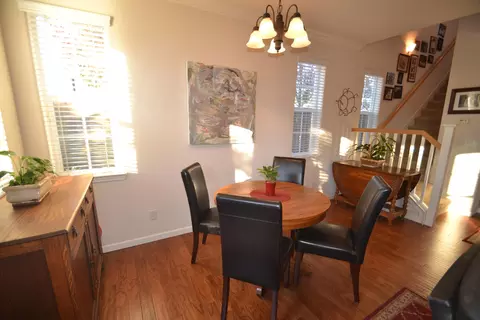 2039 Vienna, Redding, CA 96003 photo 10