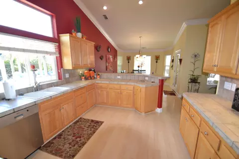 12550 Glide Way, Redding, CA 96003 photo 4