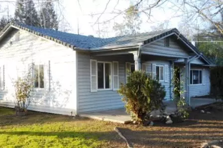 2930 Heather Ln, Redding, CA 96002 photo 1