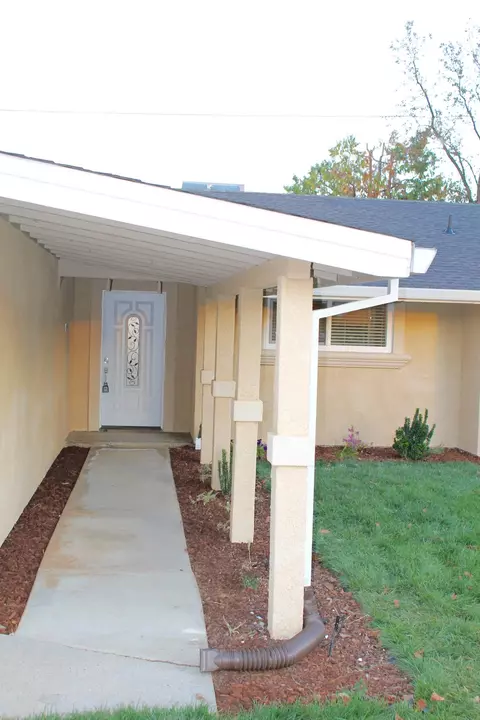 1645 Wisconsin Ave, Redding, CA 96001 photo 4