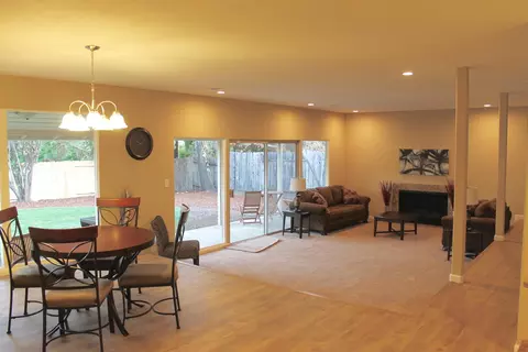 1645 Wisconsin Ave, Redding, CA 96001 photo 9