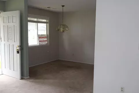 1829 Del Mar Ave, Redding, CA 96003 photo 8