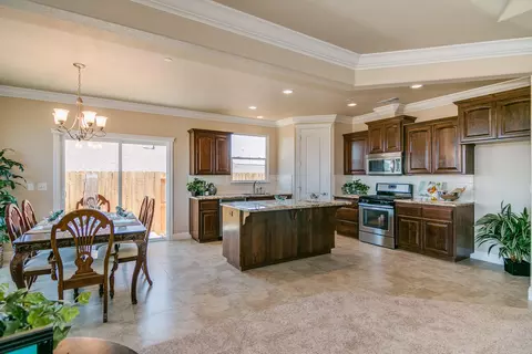 310 Reddington Dr, Redding, CA 96003 photo 7