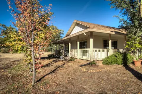 20830 Stevens Creek Ln, Redding, CA 96003 photo 2
