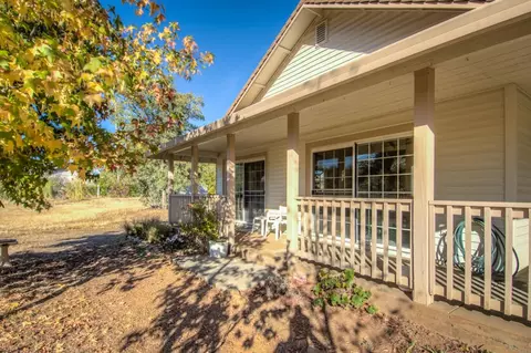 20830 Stevens Creek Ln, Redding, CA 96003 photo 3